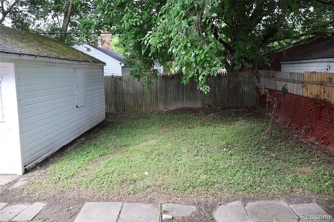Building Photo - 5559 Bluehill St