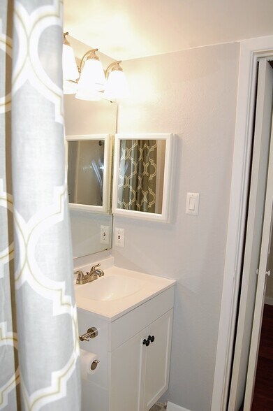 New Vanity and Fixtures - 2500 Burleson Rd