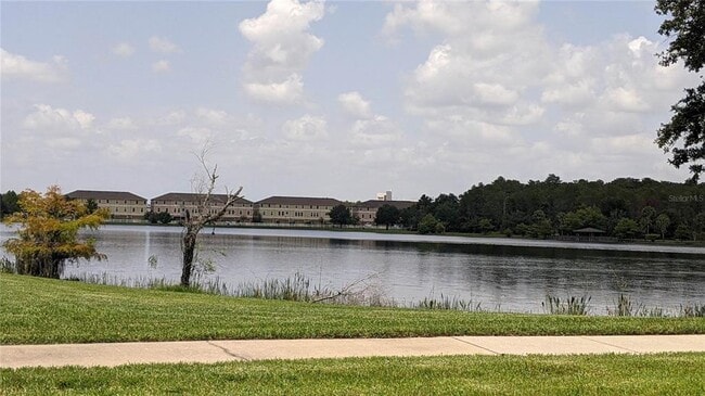 Building Photo - 10799 Gran Paradiso Dr