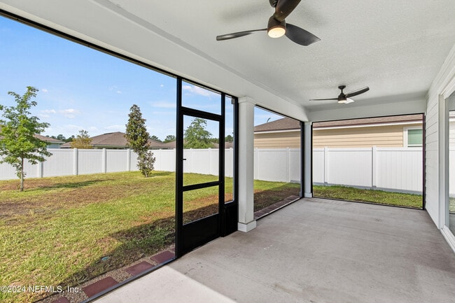 Building Photo - 4570 Creekside Blf St