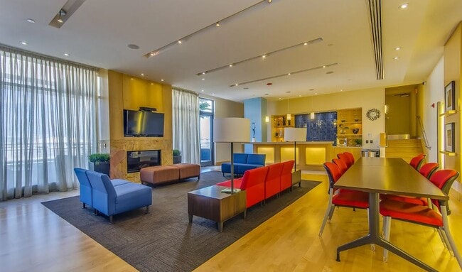 Building Photo - 475 K St NW