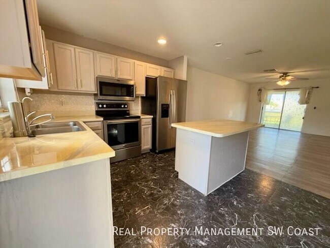 Building Photo - 5172 Leeds Rd