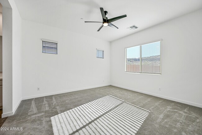 Building Photo - 13621 W Steed Ridge Rd