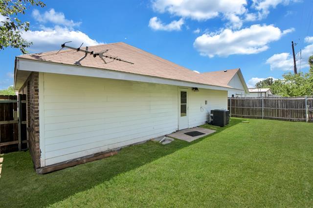 Building Photo - 560 Perch Rd