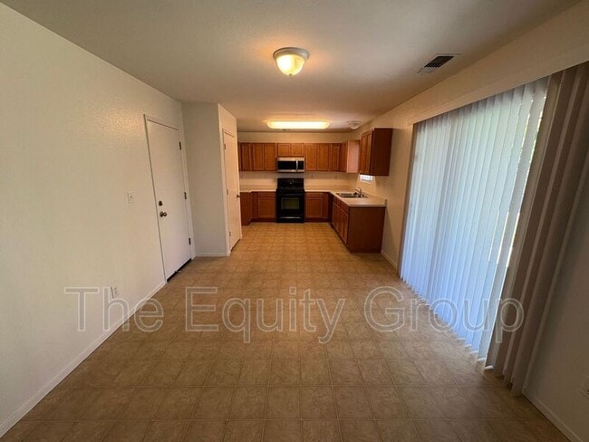 Building Photo - 4247 S Cindy Ct