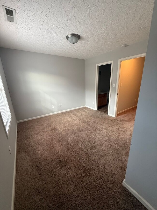 Building Photo - Upper Stone Apartments