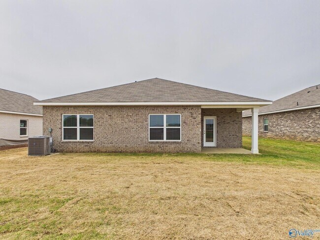 Building Photo - 115 Betty Williams Dr