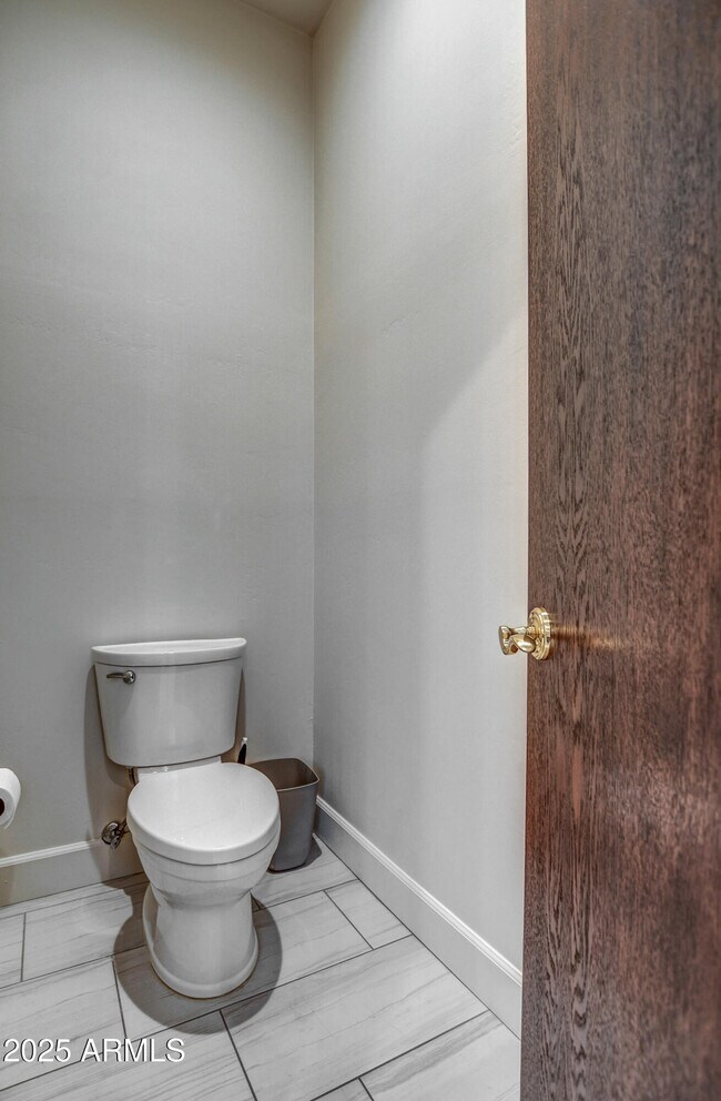 Building Photo - 9671 E Monument Dr