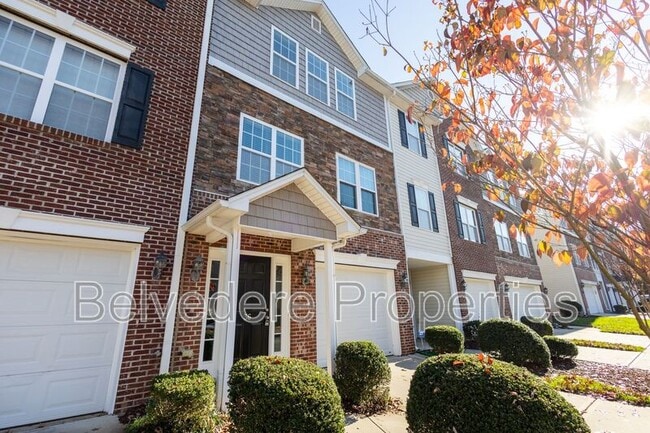 Building Photo - 36 Ackland Dr