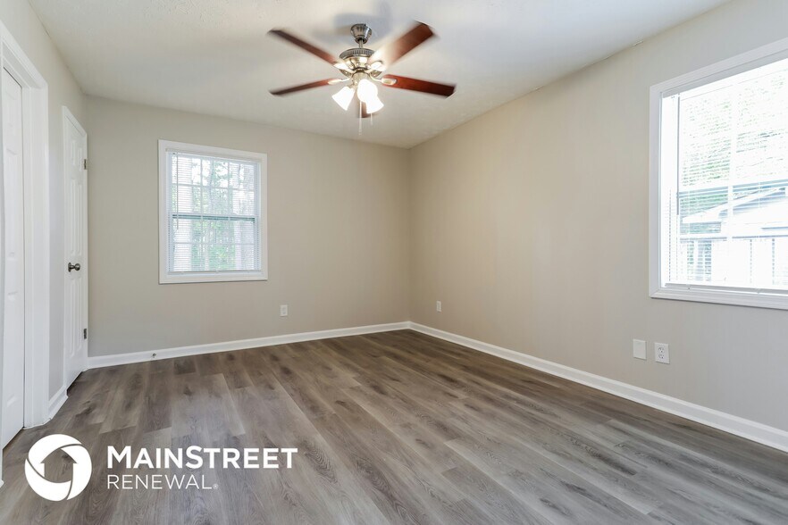 Building Photo - 5506 Mallard Trail