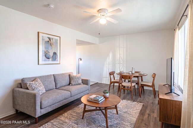 Building Photo - 3170 N Tani Rd