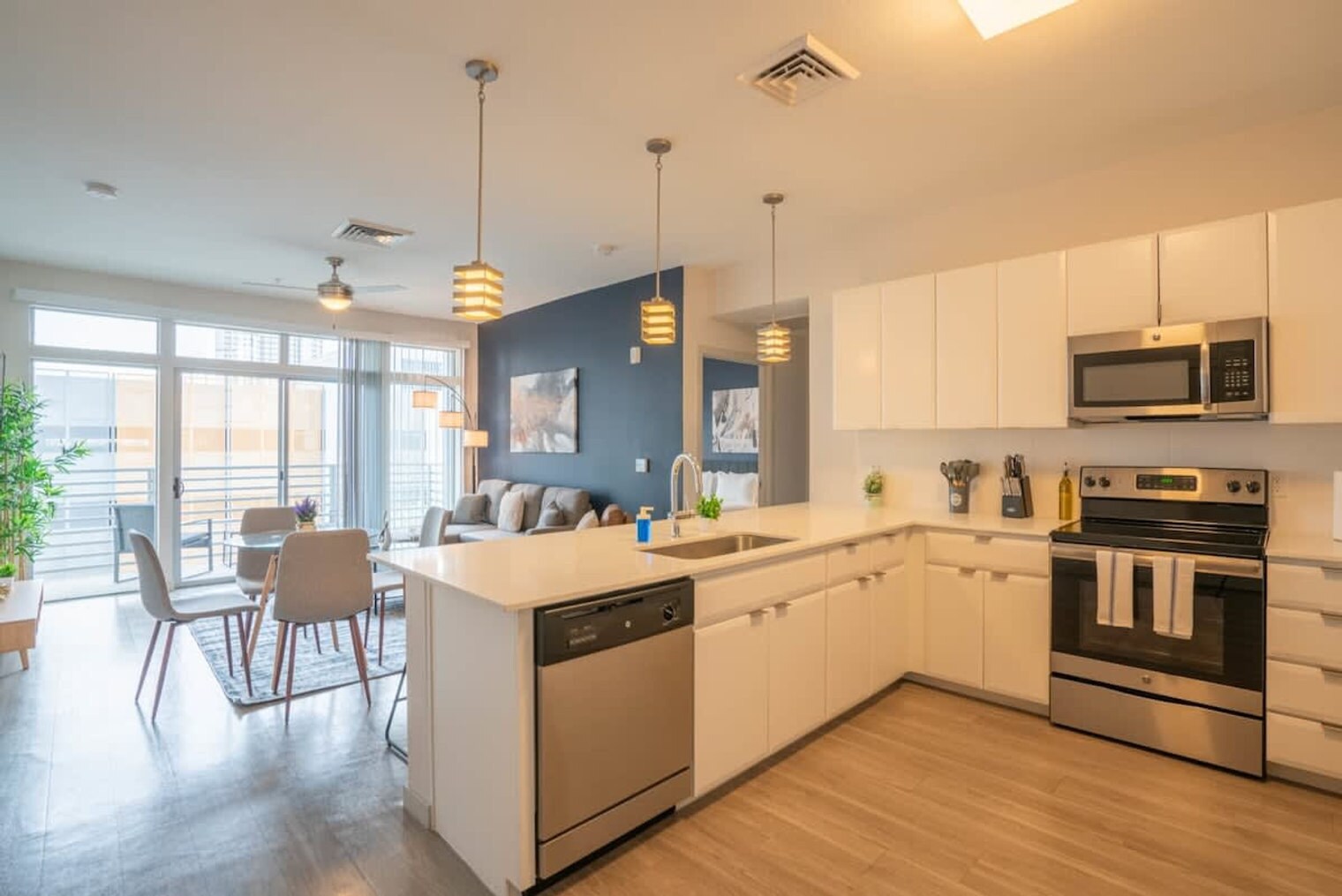 Building Photo - 295 E Roosevelt St