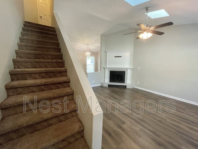 Building Photo - 820A Anarine Rd