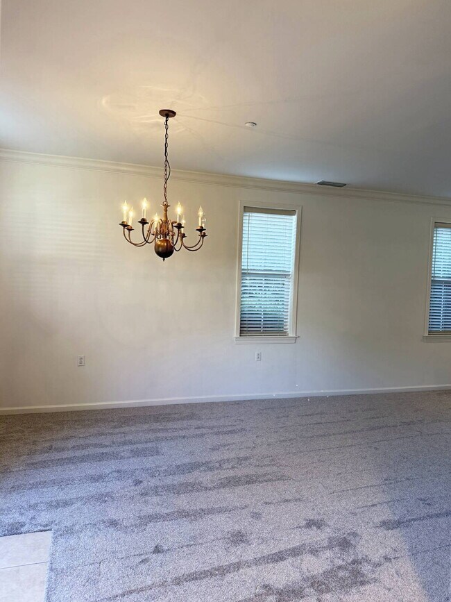 Building Photo - Eastside Sonoma | Single-Level Living Near the Plaza