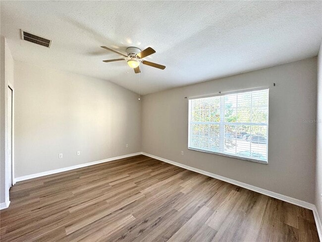 Building Photo - 15645 Stable Run Dr