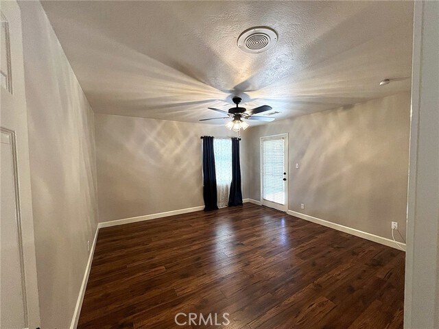 Building Photo - 4544 Edgewood Pl