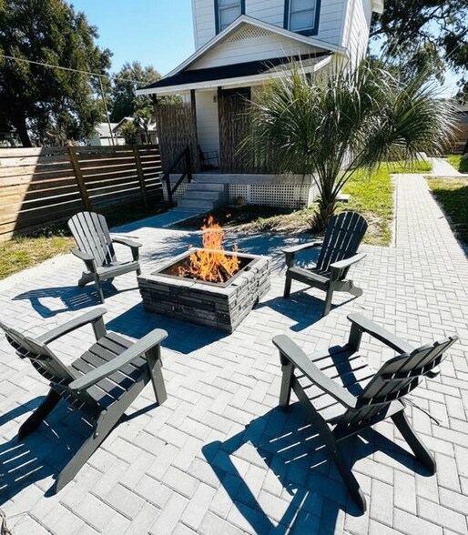 Building Photo - 1800 E 18th Ave