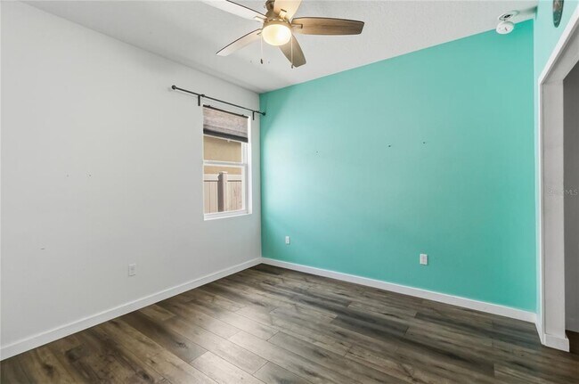 Building Photo - 3053 Red Hawk Ln
