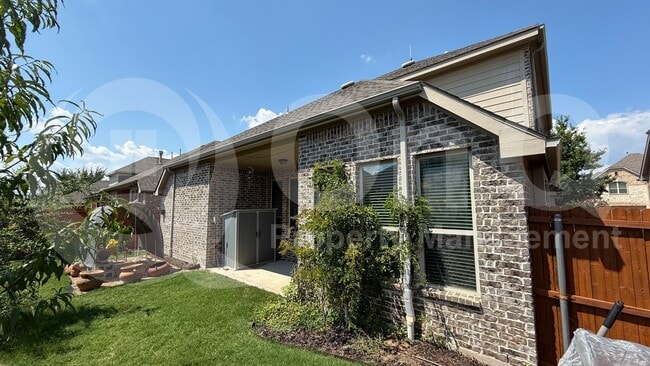 Building Photo - 4112 Overton Dr