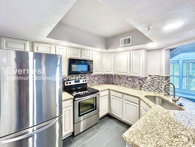 Building Photo - 5565 Preston Oaks Rd