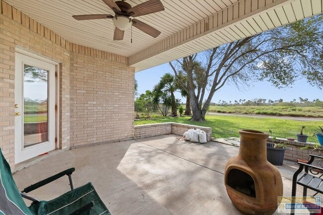 Building Photo - 22 Augusta Dr