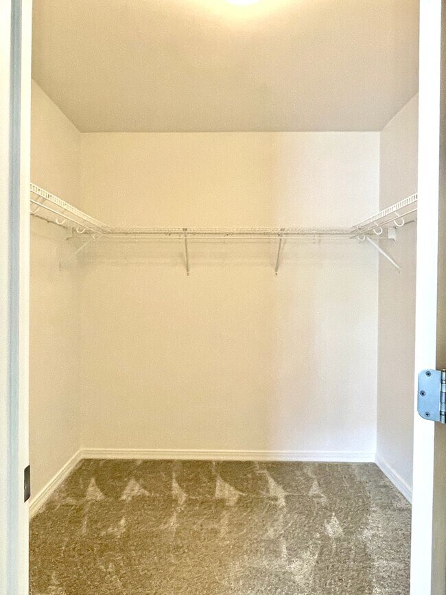 Building Photo - Spacious 3 Bed Home Near Hill AFB & I-15 – RV Parking + Fenced Yard