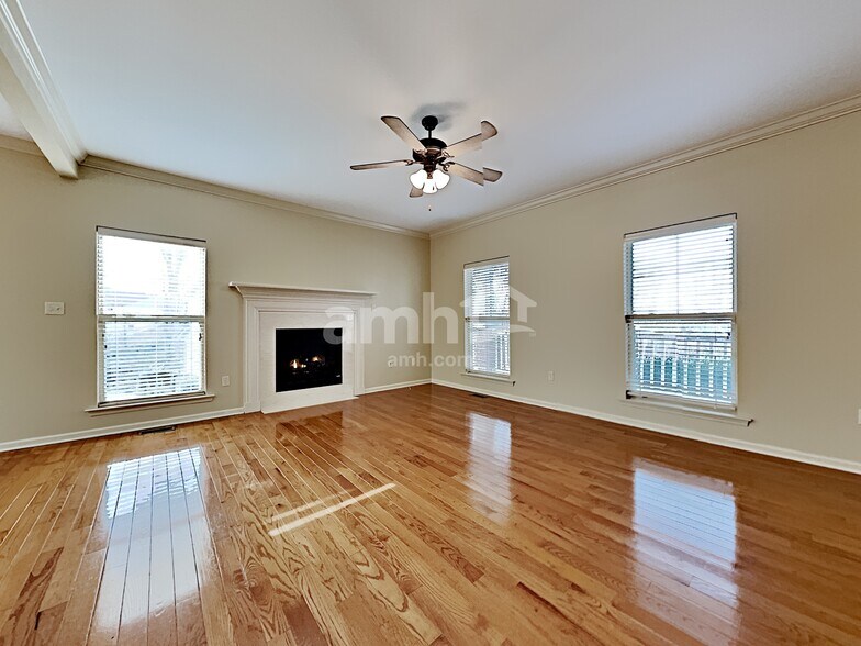 Building Photo - 1523 Bailey Park Ln