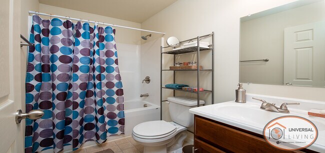 Building Photo - The Villas at Towne Acres