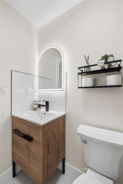 Building Photo - 4412 W Trilby Ave