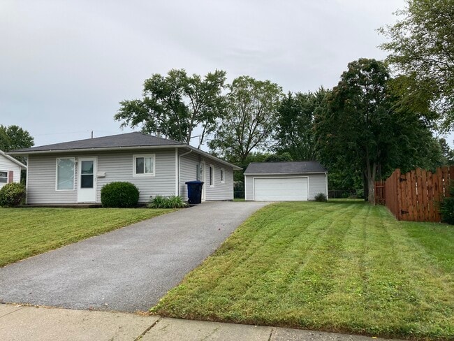 Primary Photo - 7309 Roshon Ave