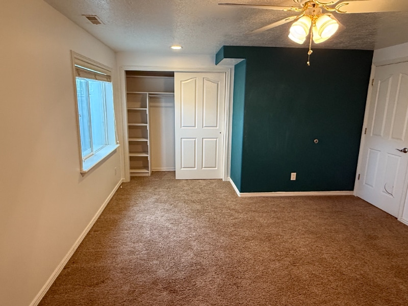 Building Photo - 1008 Rambouillet Dr