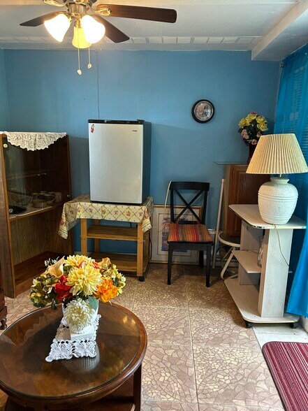 Building Photo - 20300 SW 116th Ave