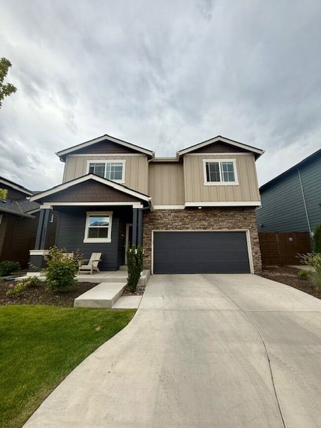 Building Photo - Spacious 4-Bedroom D.R. Horton Home – Grea...