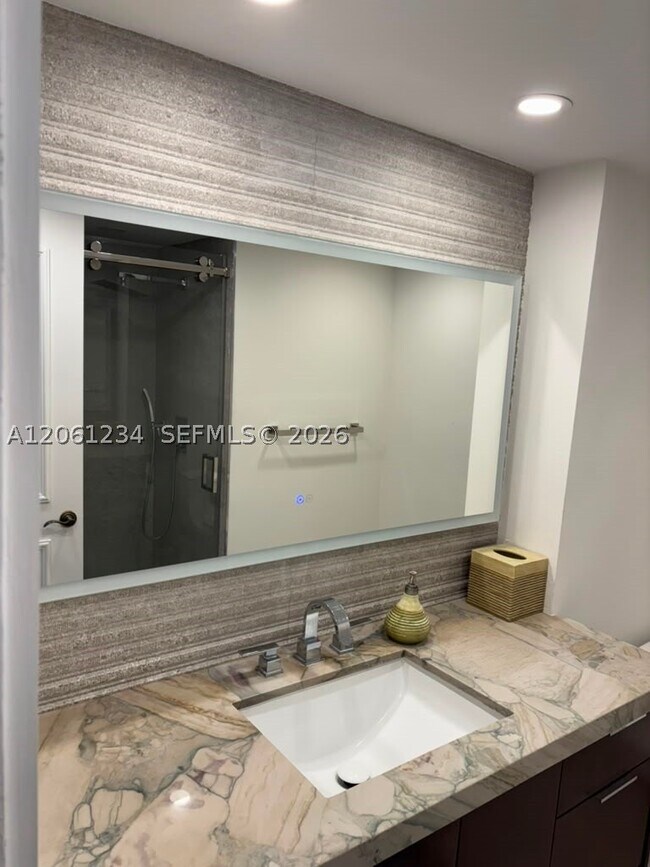 Building Photo - 19355 Turnberry Way