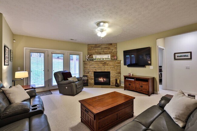 Building Photo - 11633 Chancery Ln