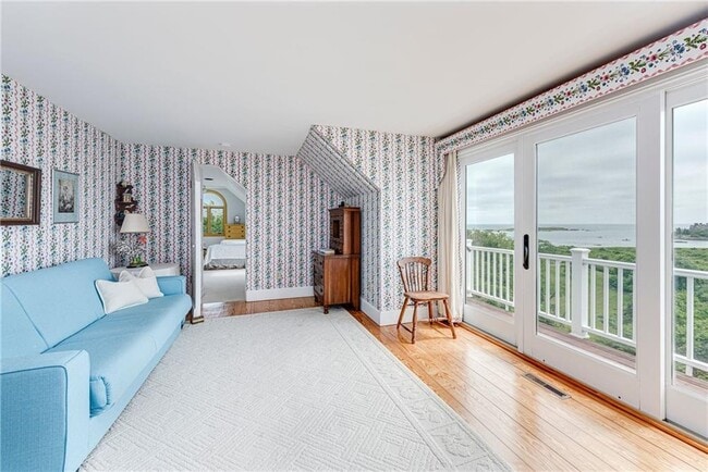 Building Photo - 25 Ocean Heights Rd