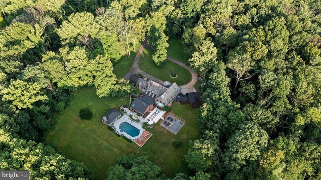 Building Photo - 3000 Caves Rd