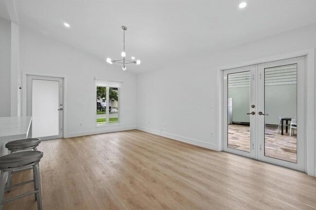 Building Photo - 1271 SW 85th Terrace