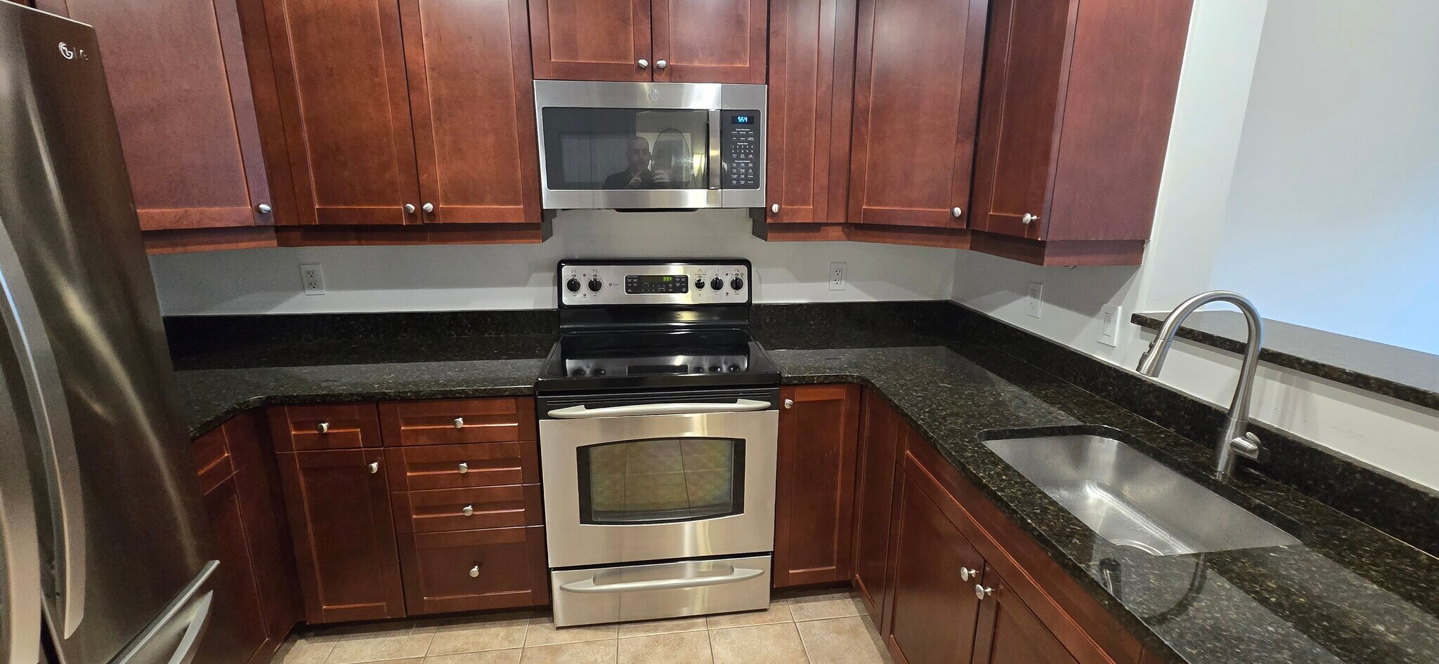 Building Photo - 1111 11th St NW