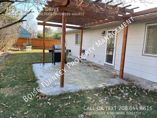 Building Photo - Single Level 3 Bed 2 Bath Near BSU