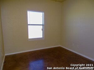 Building Photo - 2592 Pahmeyer Rd