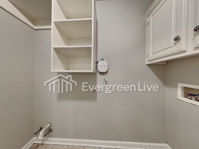 Building Photo - 21 Nevada Ln