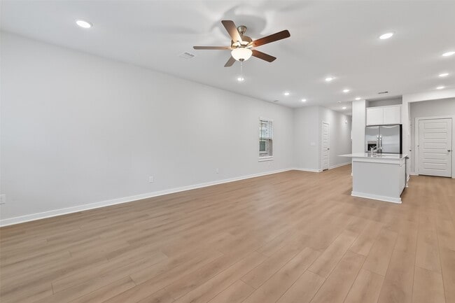 Building Photo - 8538 Blueberry Ash St