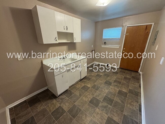 Building Photo - 821 Overton Ave