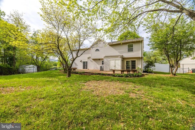 Building Photo - 13868 Racine Ct