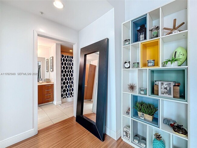 Building Photo - 1945 S Ocean Dr