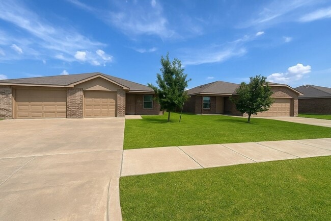 Primary Photo - Modern 3-Bedroom Single-Story Home with St...