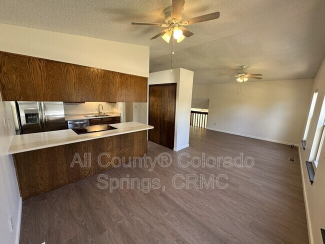 Building Photo - 3525 Fair Dawn Dr