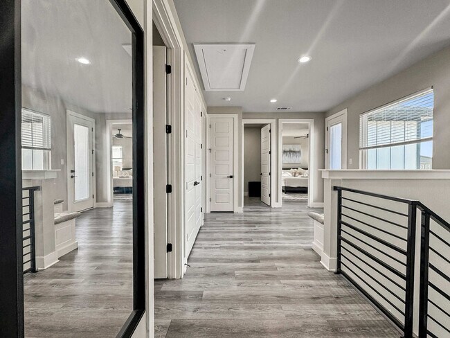 Building Photo - 2408 Pennsylvania Ave