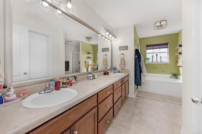 Building Photo - 3437 Wasatch Range Loop